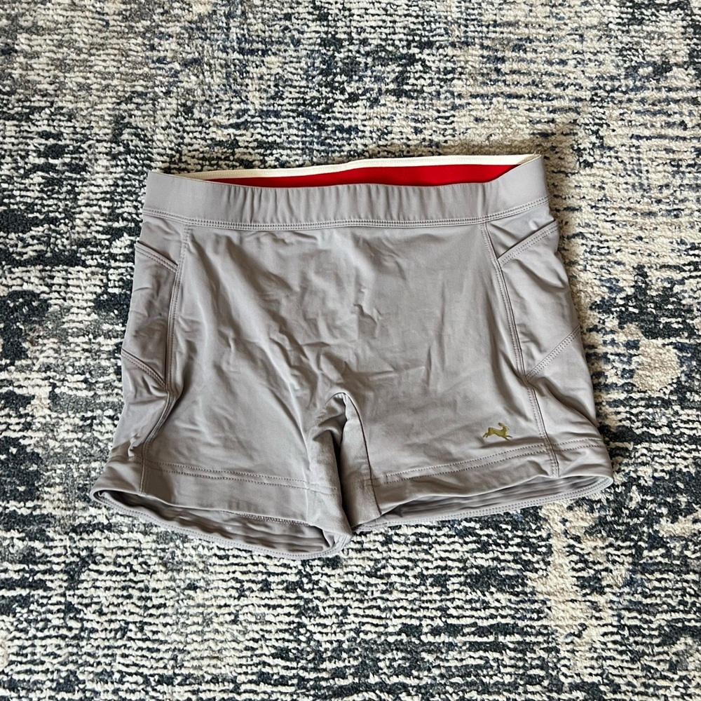 Tracksmith Lane Five shorts